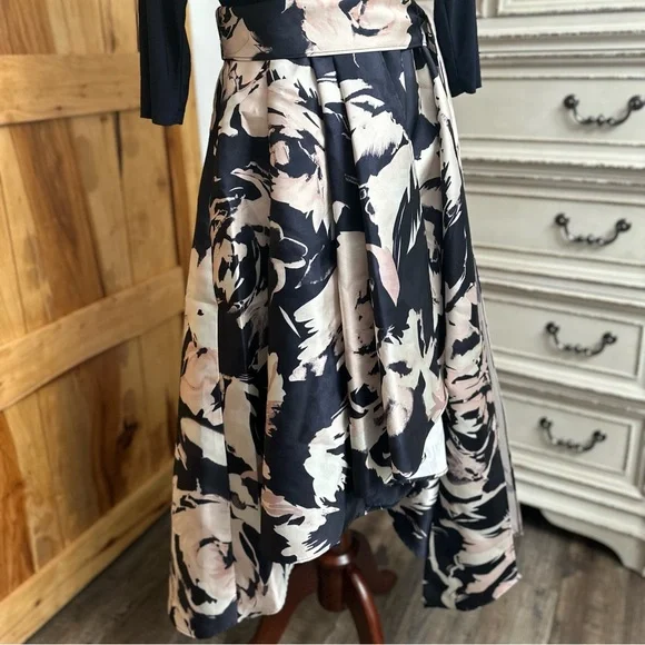 Navy and Pink R&M Dress - Picture 3 of 11